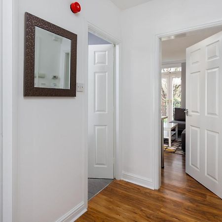 Flatzy - Stylish Abode On Doorstep Of Sefton Park *10 Minutes To Centre* Apartment Liverpool Bagian luar foto